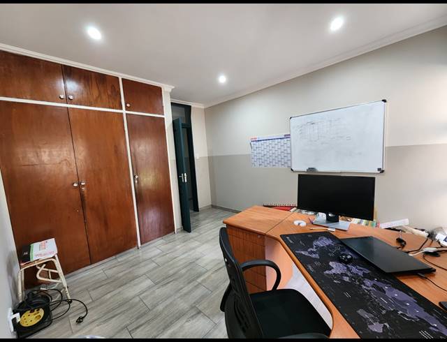 6 BEDROOM HOUSE FOR SALE IN SASOLBURG EXT 23